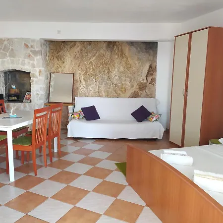 Apartmani Stine Donji Okrug  Exterior photo