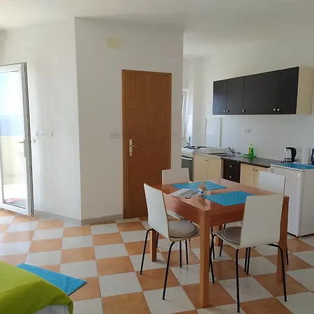 Apartmani Stine Donji Okrug  Exterior photo