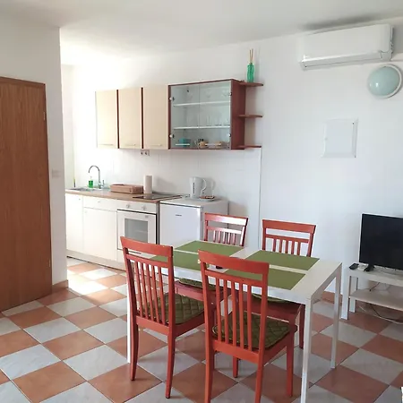 Apartmani Stine Donji Okrug  Exterior photo
